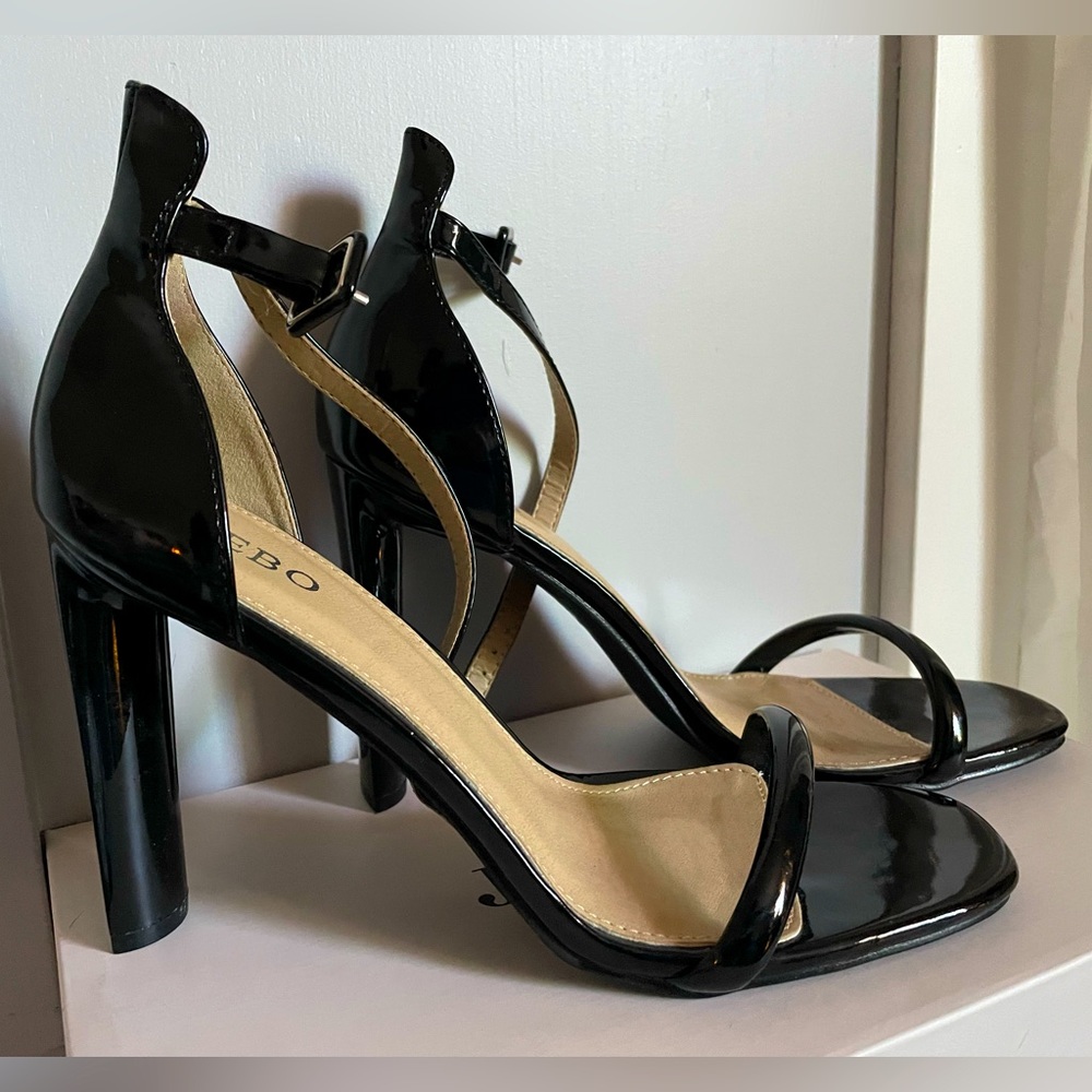 Black high heels size 9.5
